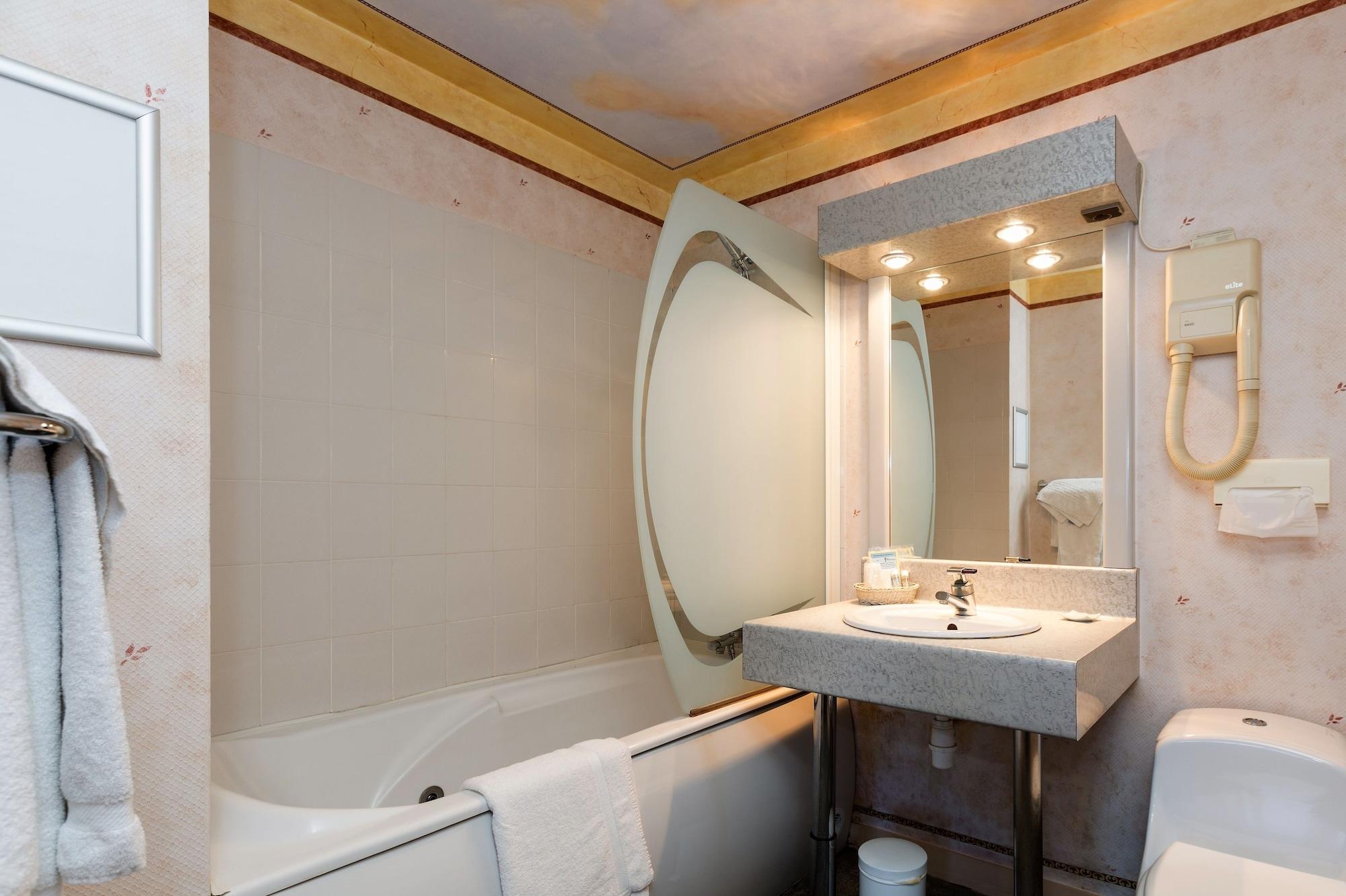 Hotel De Clisson Saint Brieuc Eksteriør billede