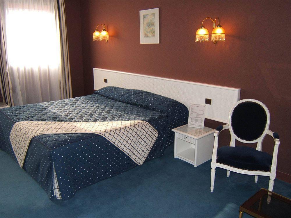 Hotel De Clisson Saint Brieuc Eksteriør billede
